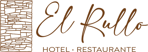 Nuestro logotipo refleja la elegancia y comodidad que ofrecemos en el Hotel El Rullo en Vilafamés.