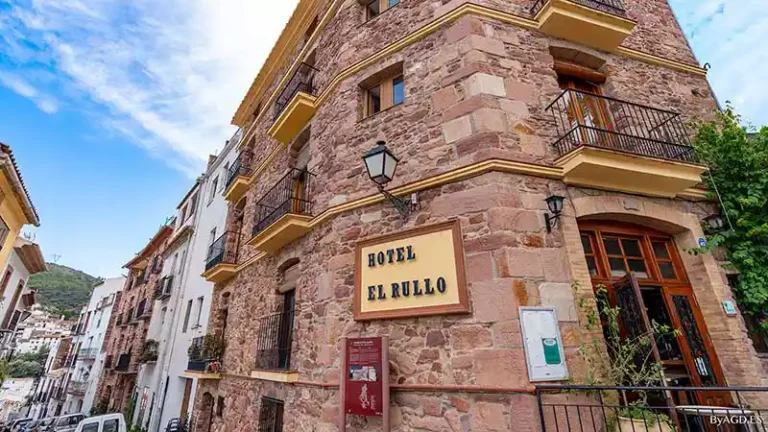 Hotel Vilafamés: Encanto medieval y comodidad moderna